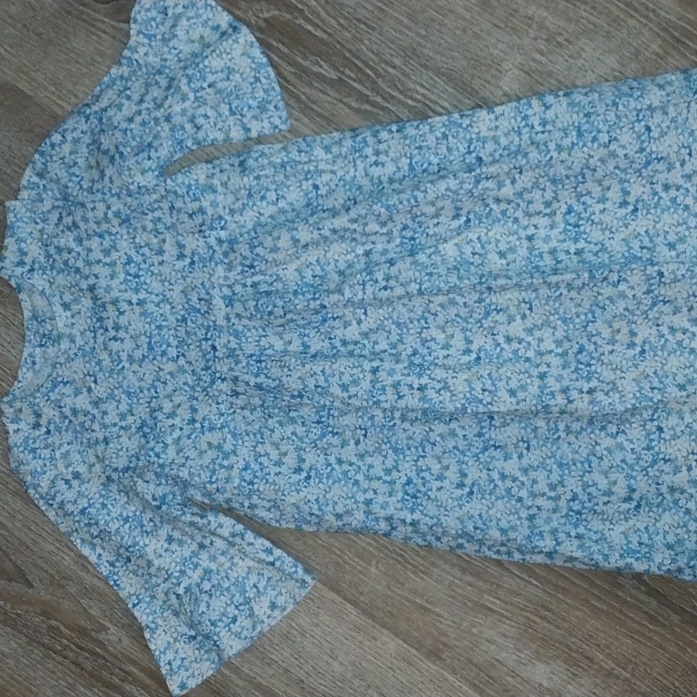 Nwot classic Whimsy floral Flutter sleeve dress girls 6